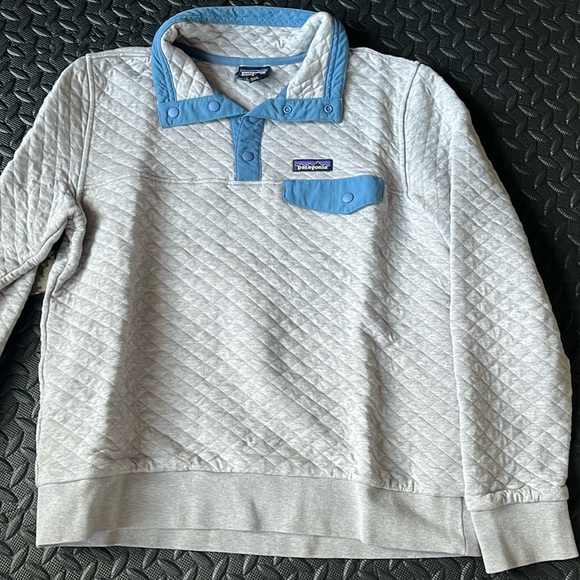 Patagonia 1/4 button up sweater - Picture 1 of 4